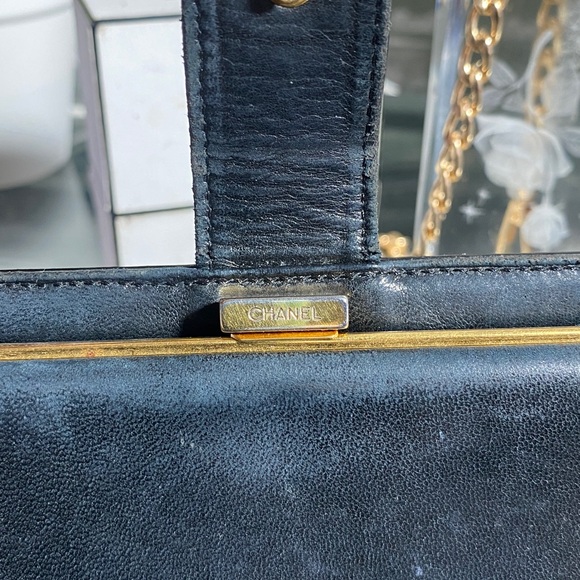 Authentic Chanel CC Patent Leather Wallet - Picture 11 of 16